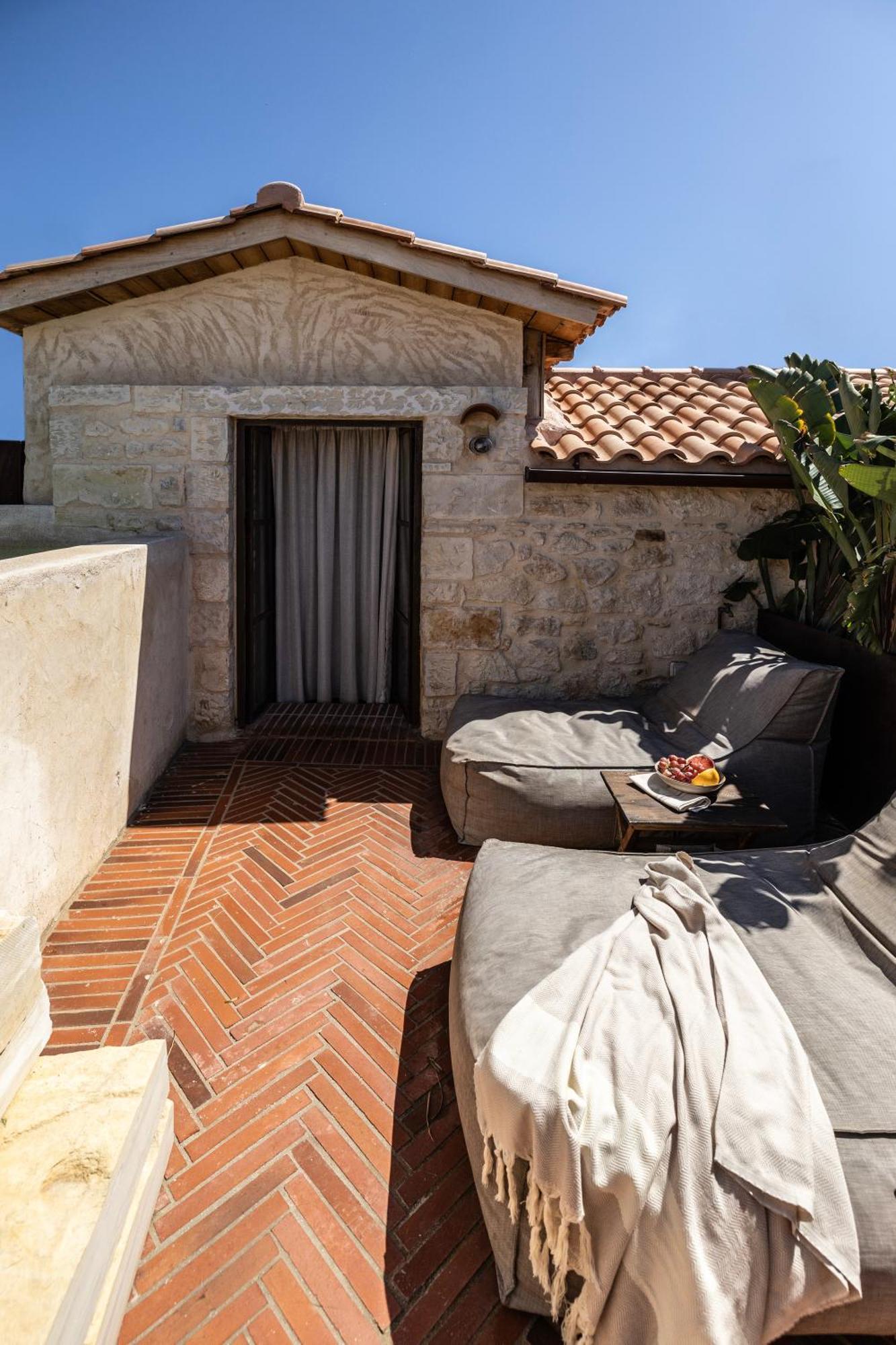 Amalen Suites Adults Only Rethymno  ภายนอก รูปภาพ