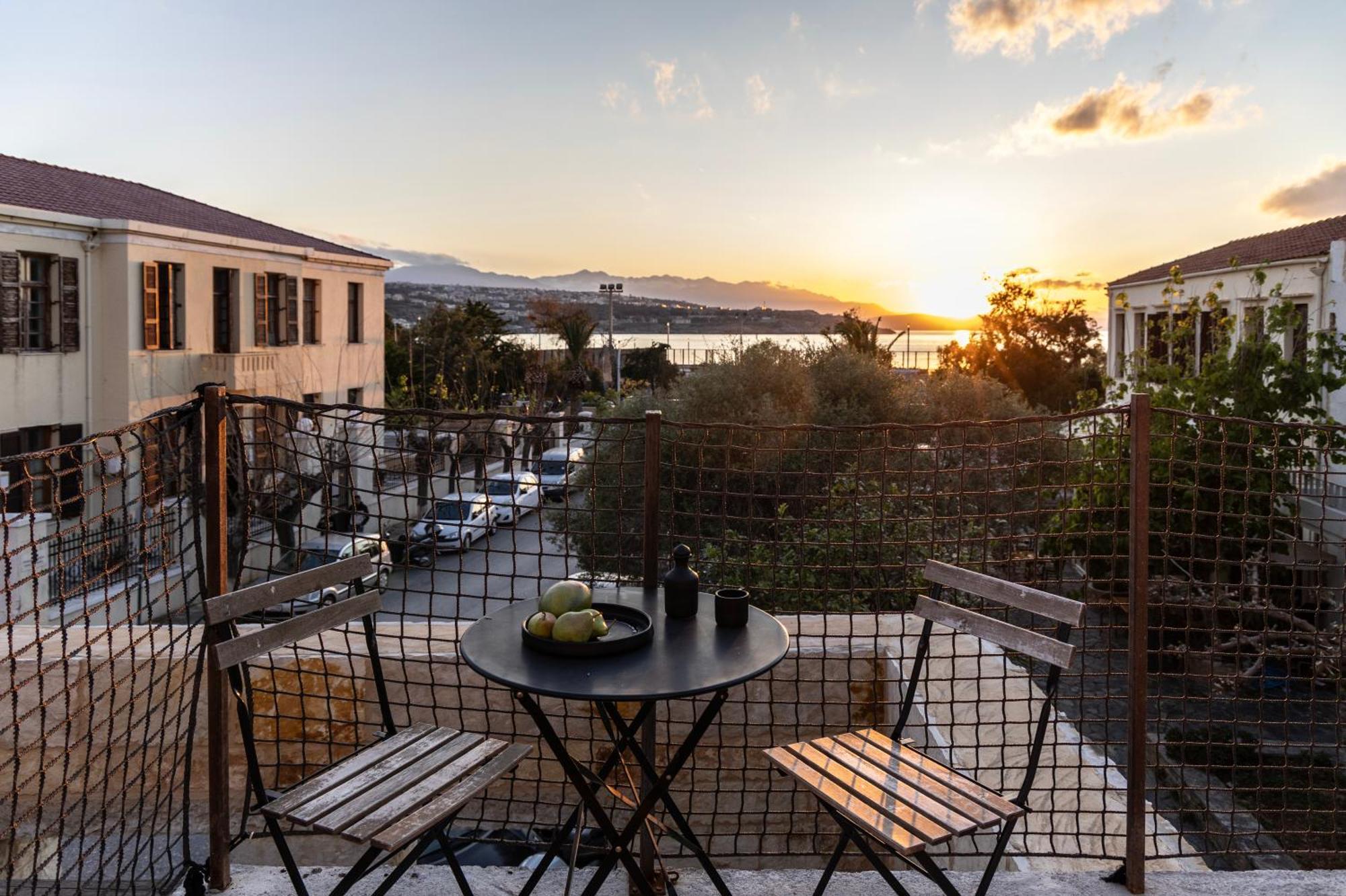 Amalen Suites Adults Only Rethymno  ภายนอก รูปภาพ